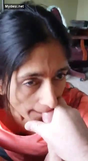 Friend sexy mom