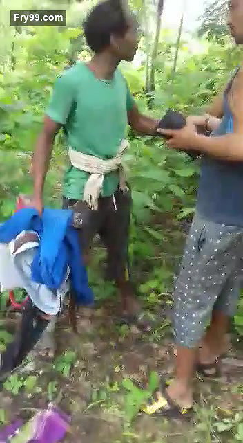 Odia Cheating Wife Outdoor Fucking Caught By Village People