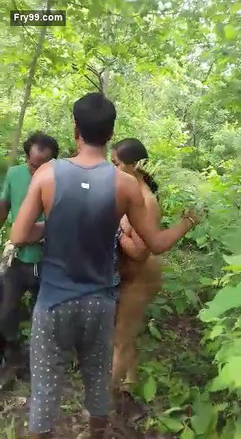 Odia Cheating Wife Outdoor Fucking Caught By Village People