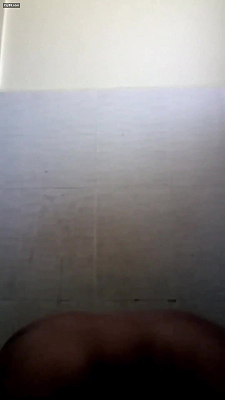 Mallu Bhabhi Bathing