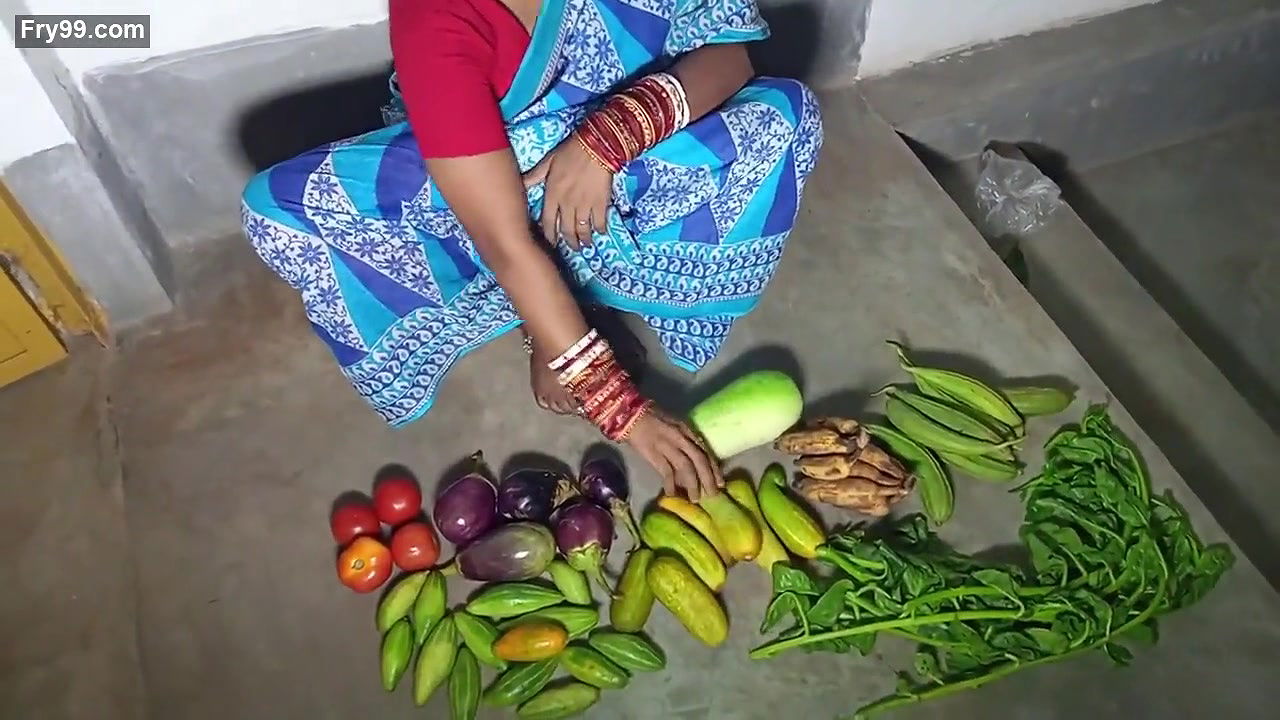 Indian Vegetables Selling Girl Hard Public Sex With Uncle