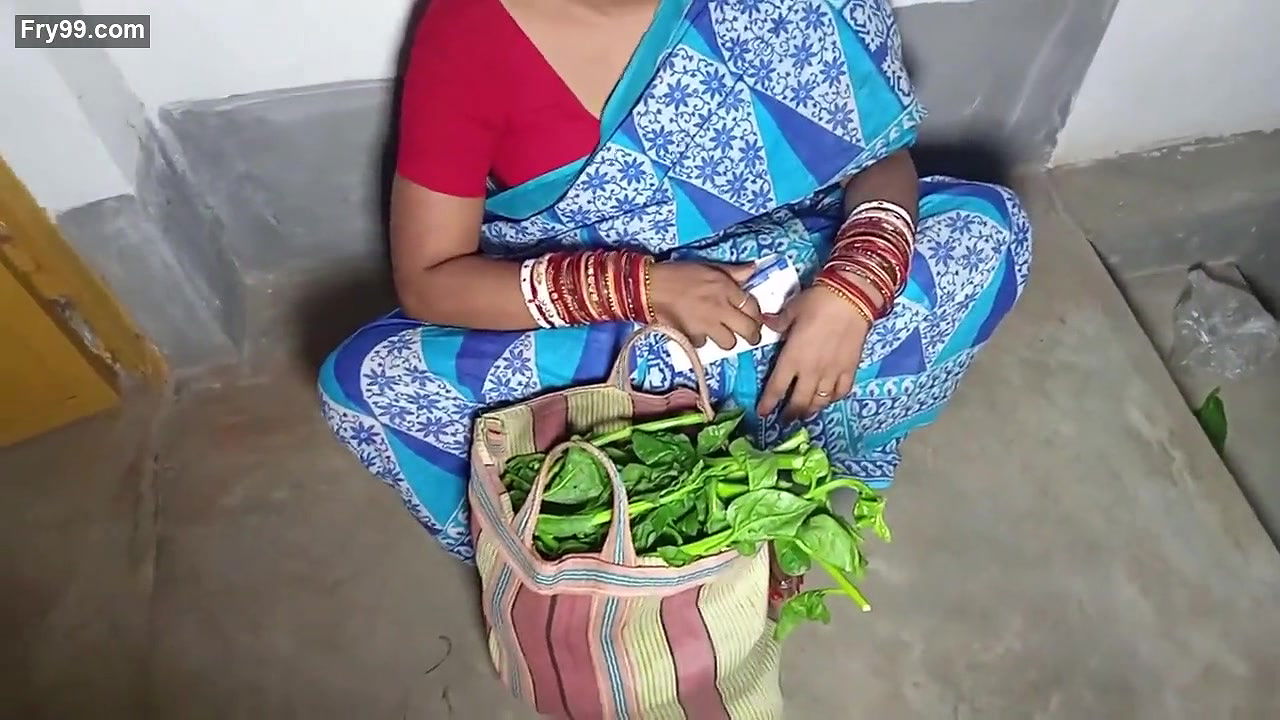 Indian Vegetables Selling Girl Hard Public Sex With Uncle