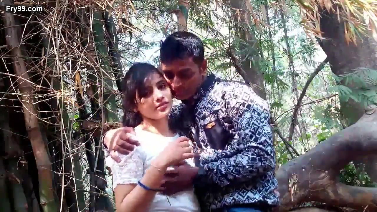 Indian Girl Open Air Romance