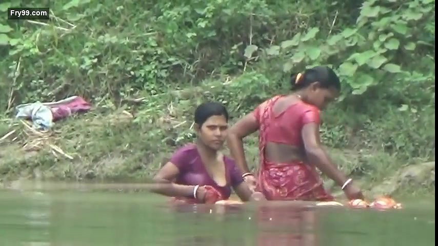 Village Bhabhi Ganga Shower