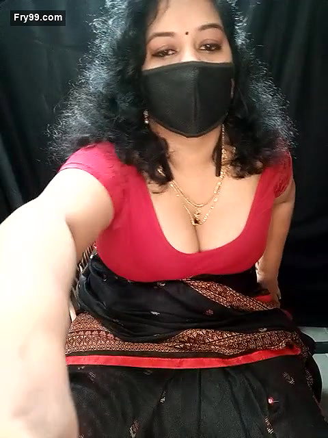 Chubby Desi MILF Showing Boobs & Ass on Cam