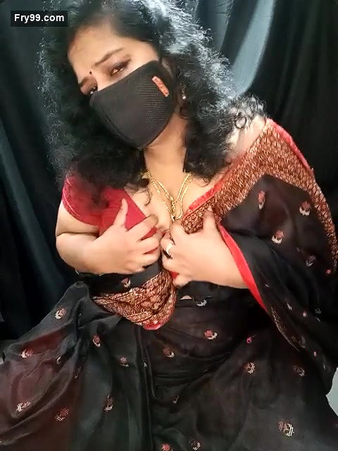 Chubby Desi MILF Showing Boobs & Ass on Cam