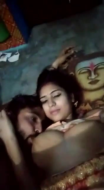 Beautiful bhabhi having