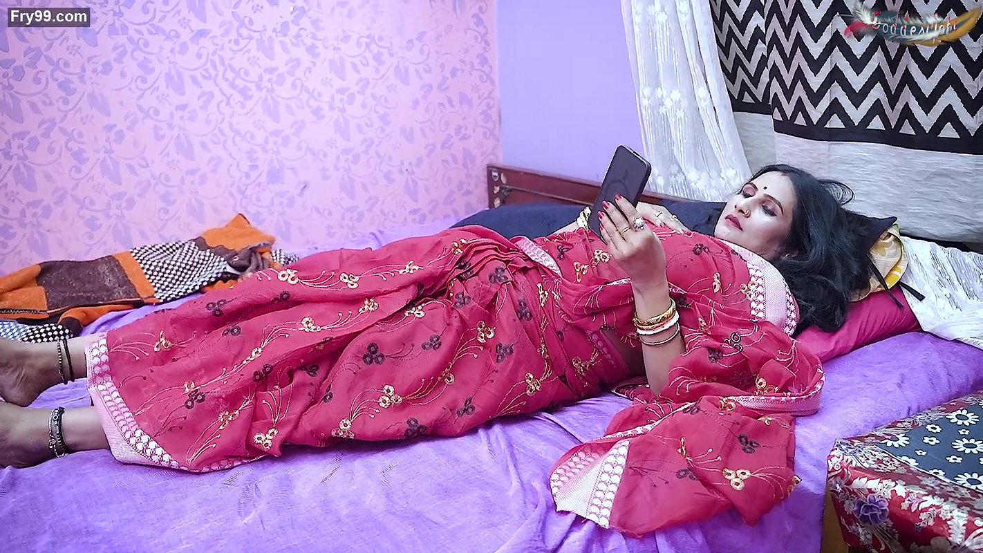 STEP MOTHER ANAL FUCK WITH TWO STEP SON AND FATHER FULL MOVIE ( HINDI FUNNY AUDIO )
