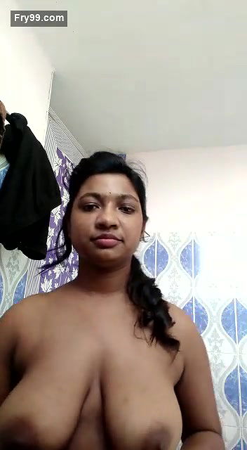 Beautiful bhabhi in bathroom showing all