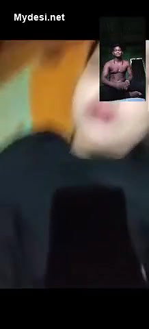 Newly wed bhabi showing boobs to her ex