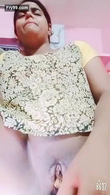 Tanker girl masturbating