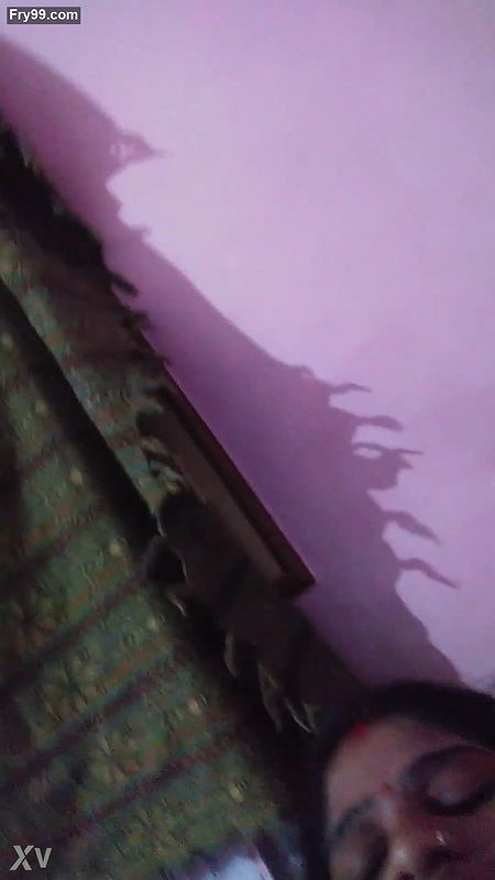 Sexy Indian Bhabhi Pussy Licking