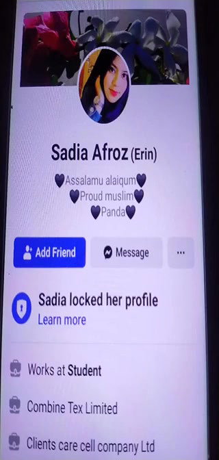 Desi Beautiful Short Hair Girl Blowjob