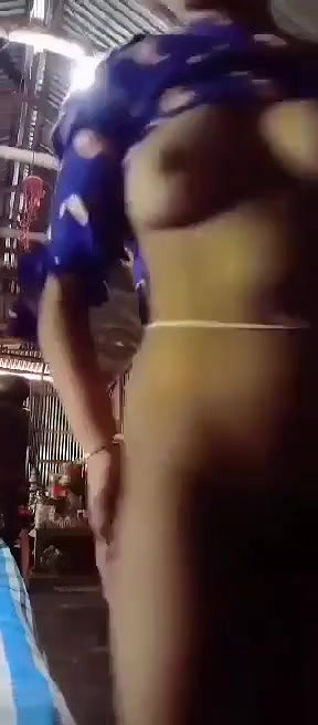 Village Girl Showing For Lover