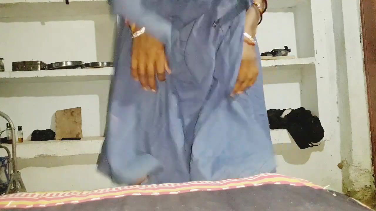 i fuck my pussy for the first time the seal is broke