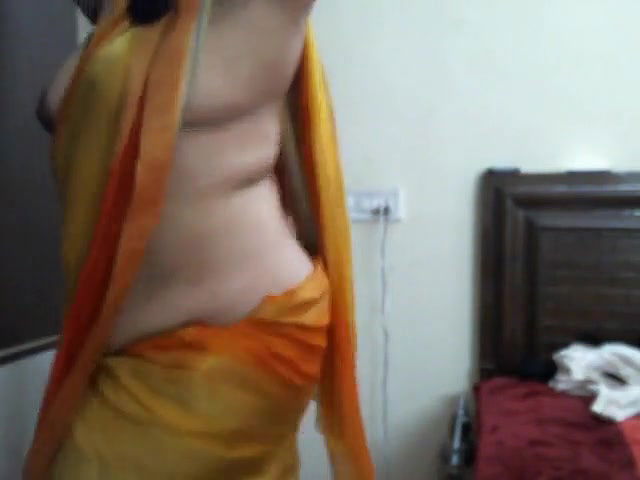 indian aunty dirty talking with devar j