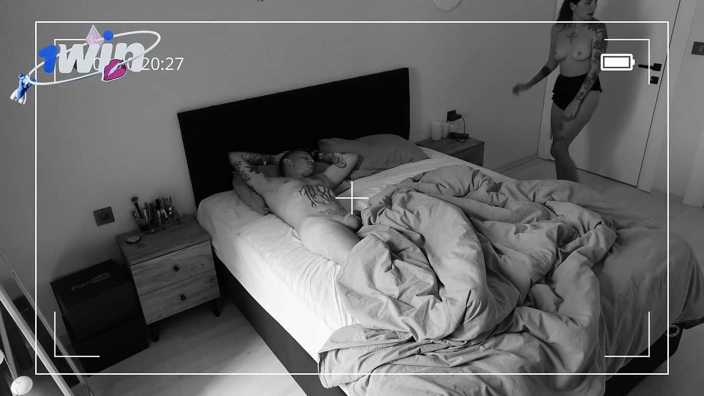 Mature milf slut blowjob We had him lick our cootchies till his lips went numb then we_4ab21d6a