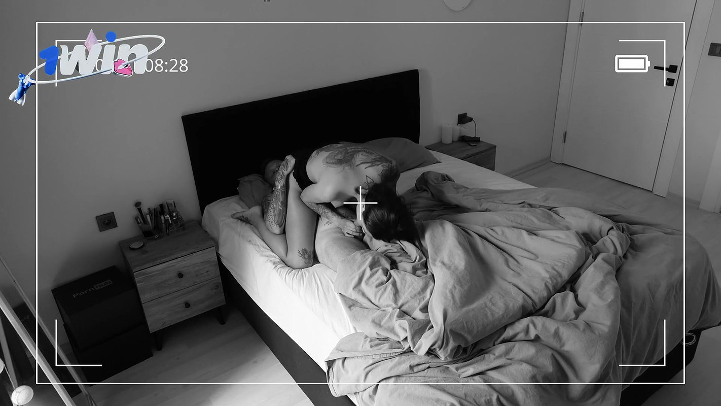 Mature milf slut blowjob We had him lick our cootchies till his lips went numb then we_4ab21d6a