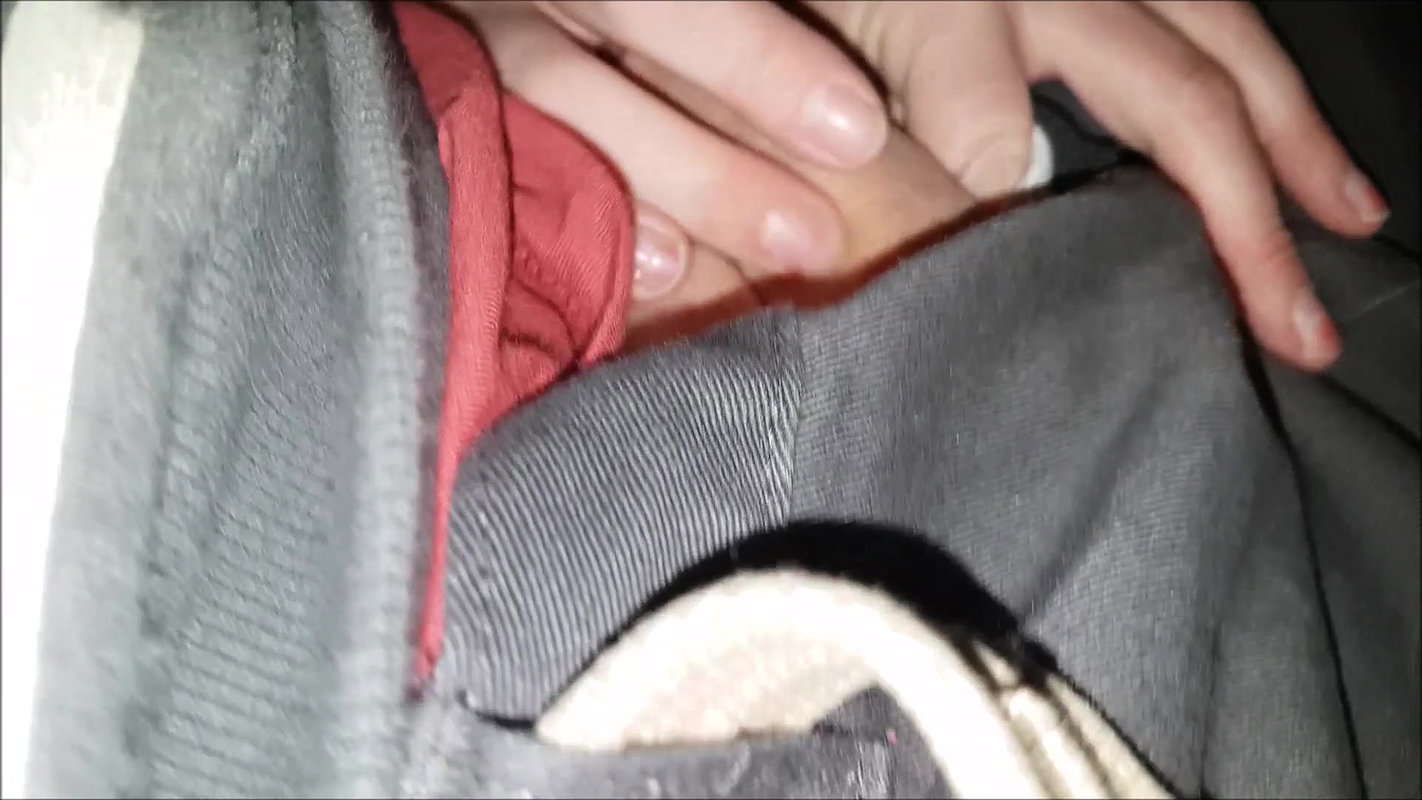 Massaging dyke eating bigtitted oiled MILFs wet pussy_7b99f53f