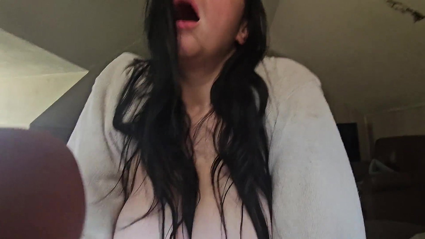 BIG TITS Religious Arabian MILF In Niqab Gone Wild And Masturbates Pussy While Praying On Webcam PORN HIJAB_28231d98