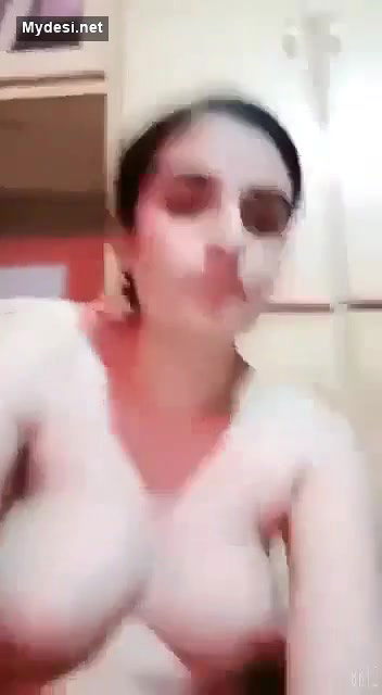 Pk sexy wife enjoy with big cucmbr