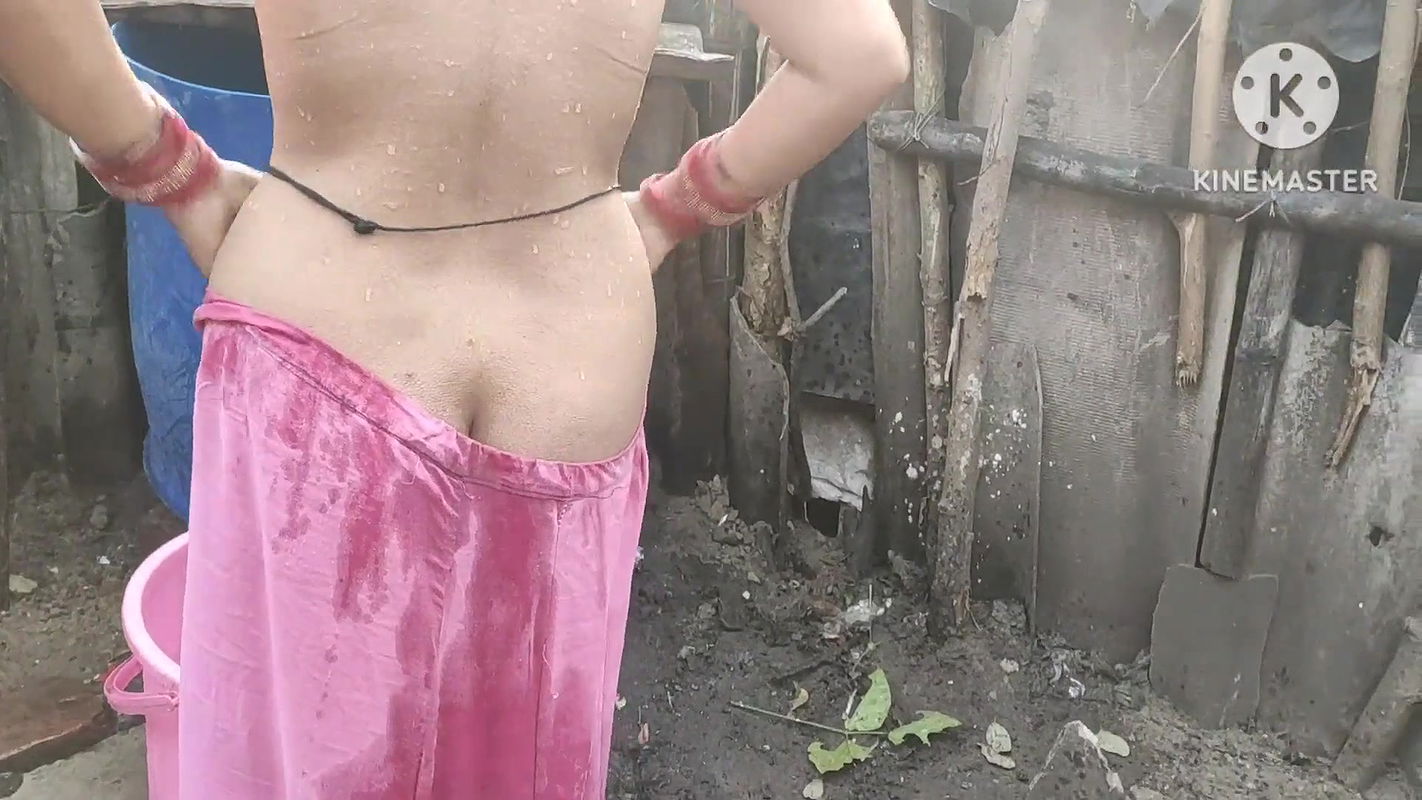 topless boobs and sexy figures