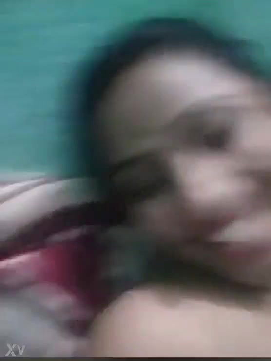 Horny Desi Girl Masturbating