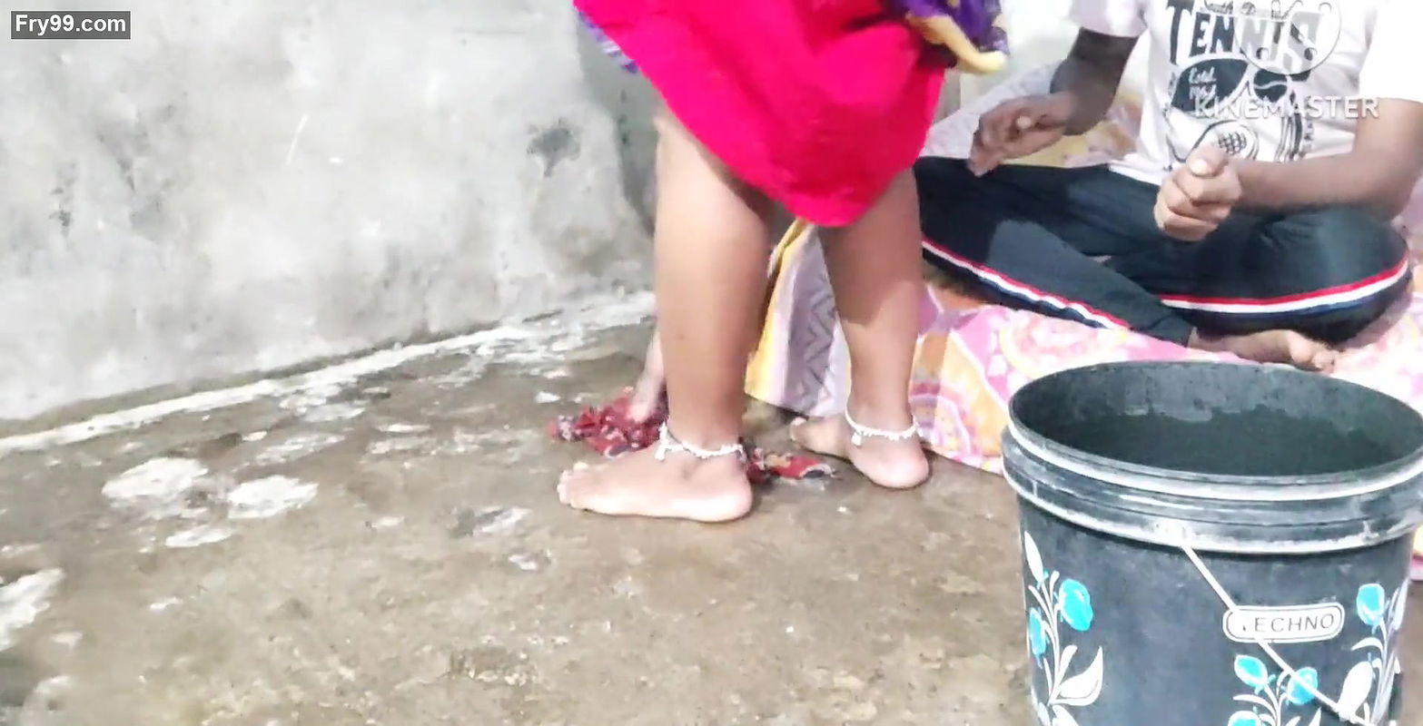 Kamwali Bai ko chod dia with Hindi audio