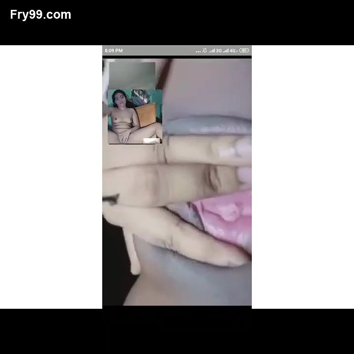 Beautiful  Girl Fingering