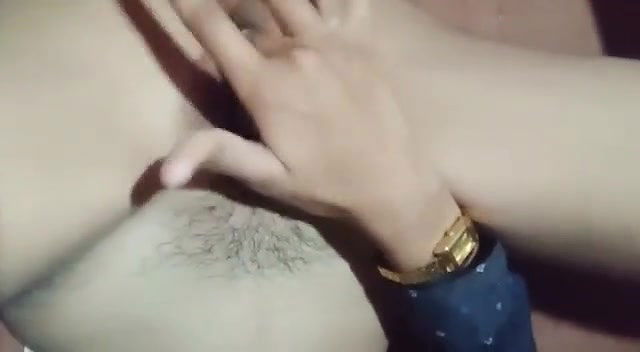 Unsatisfied village bhabhi fingering and cumming