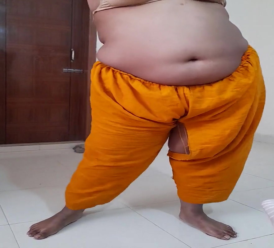 (pota ne dade ko choda) Indian Hot 60 year old granny fucked by 19 year old Guy