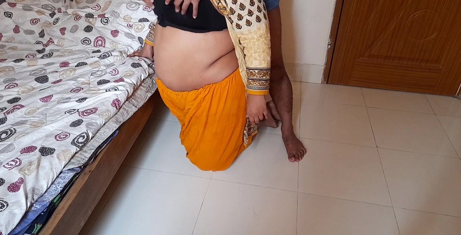 19y old Indian Big Ass Maid Get Fuck From Owner Son (Maid Ko Jabardast Chudai) Hindi Audio