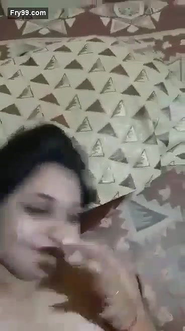 Beautiful Desi girl nude full on bed