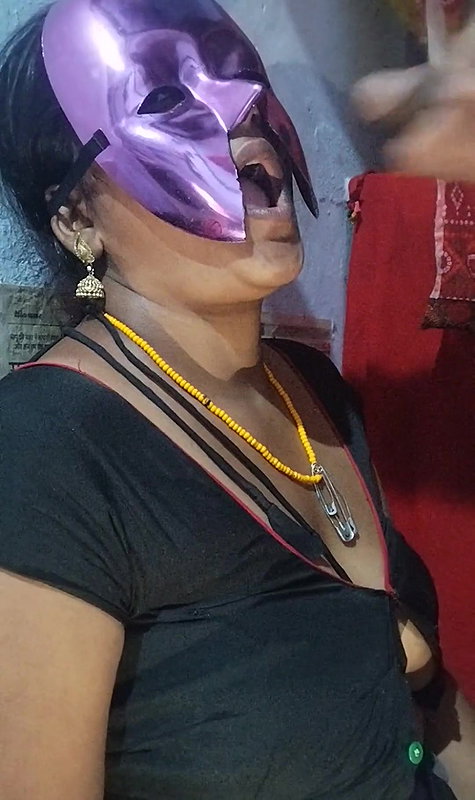 Aaj to mami ki gand Mari our Sara mall mami ko pila Diya raat ko