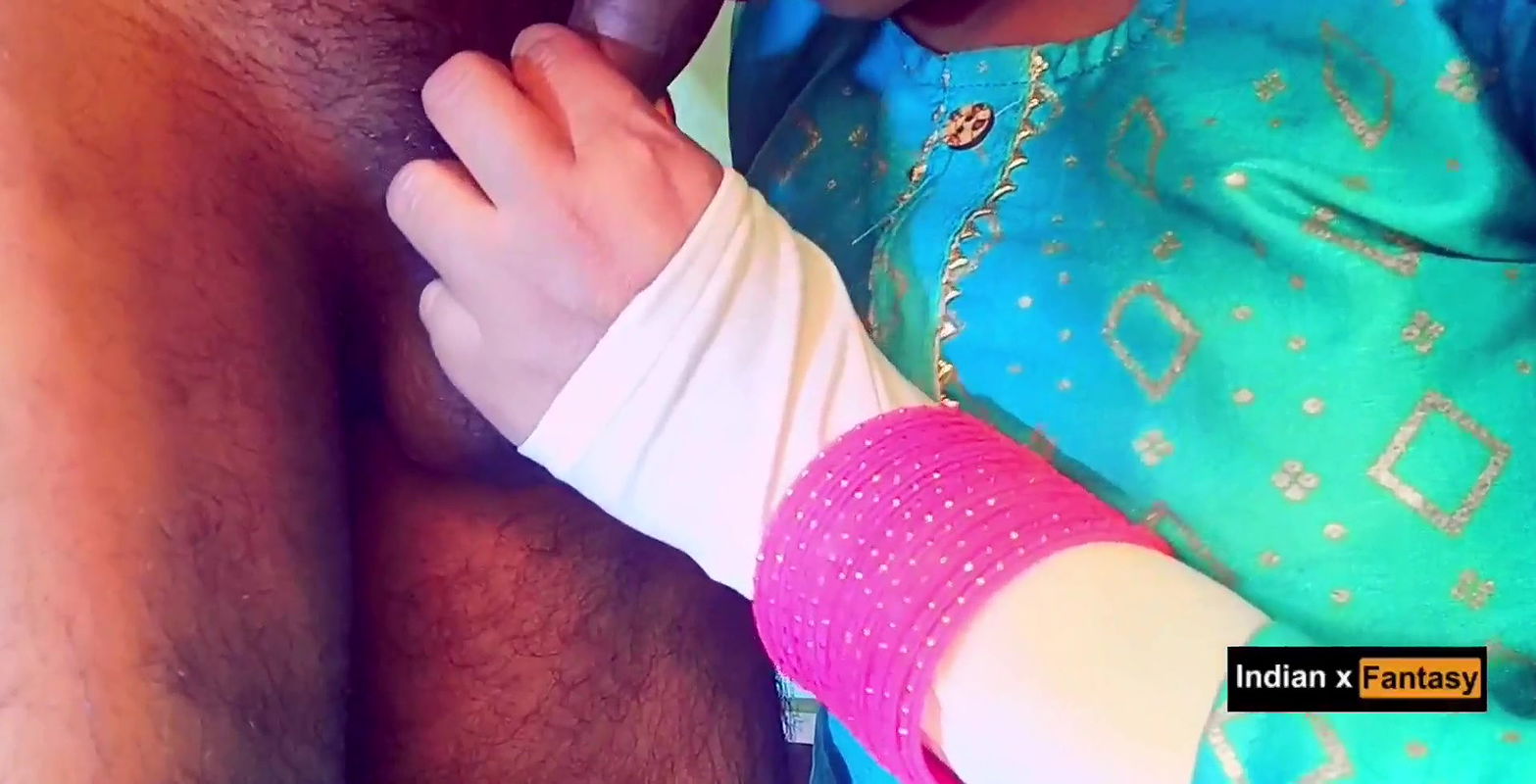 Ameture Desi slut girl pleased her lover with pov blowjob and hardsex