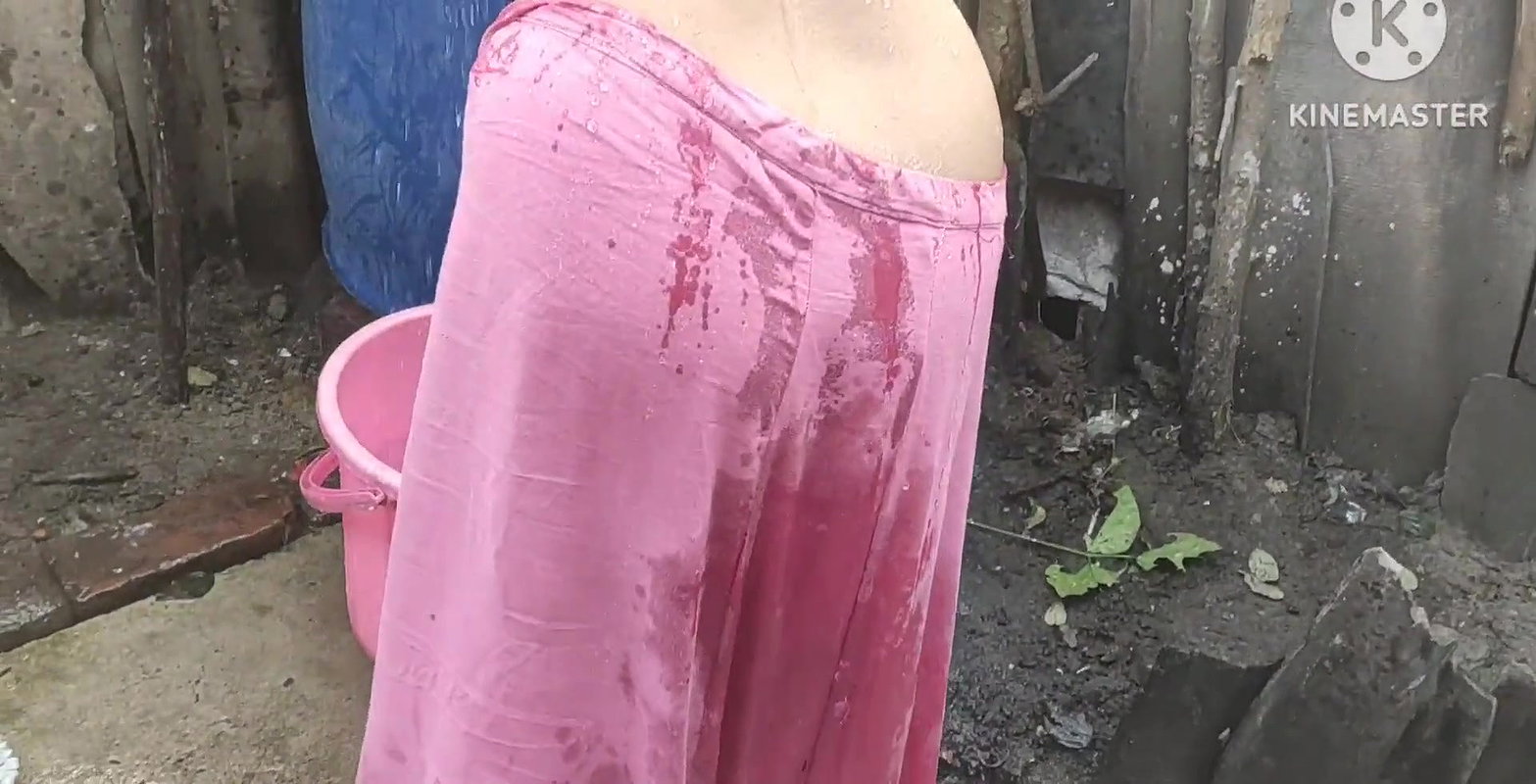 Anita yadav nude bathing outside