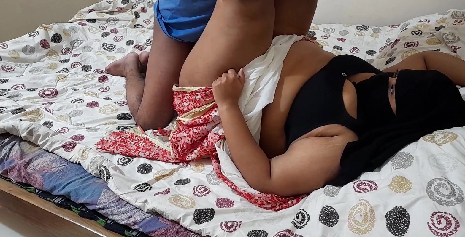 Apni beta ki patni se sasur ne ki bistar par chudai majboor – Indian Hindi Sex