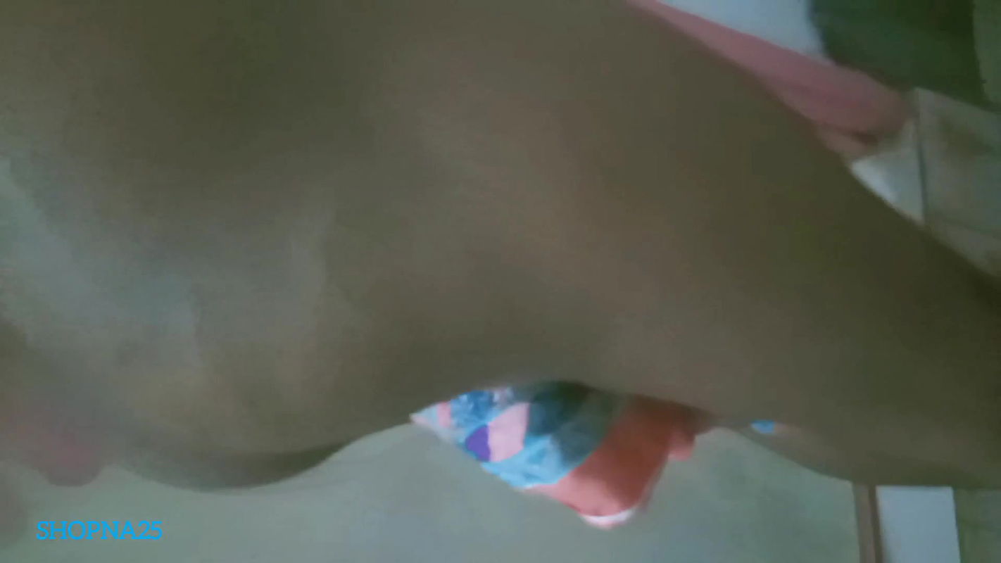 Bengali 18y old Stepsister Bathing Nude