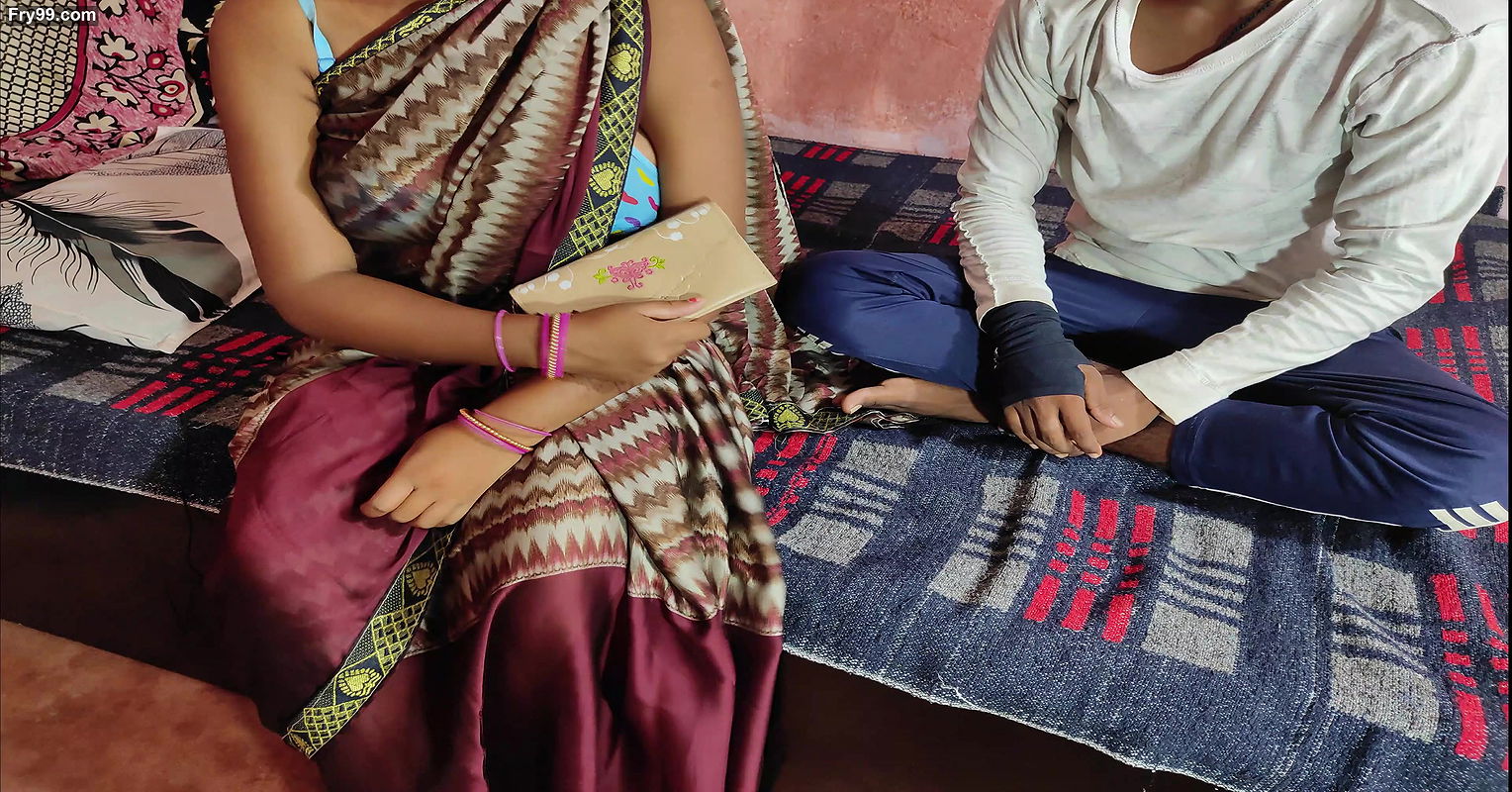 Bete Ne Sotely Mummy Ko Sahara Diya, HD Hindi Voice Roleplay Sex