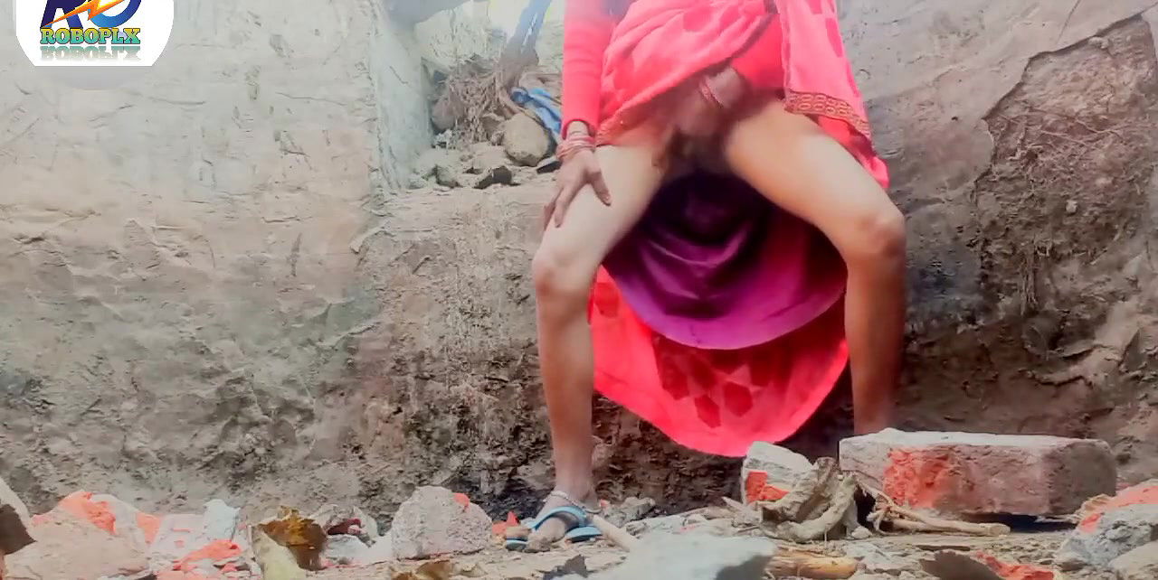 Bhabhi ko palambar ne chudai Saree me full hindi clear voice