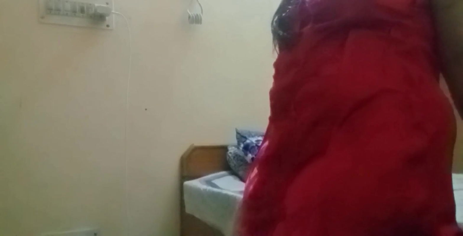 CHOTI SAALI KI CHUT OR GAAND DONO MAARI