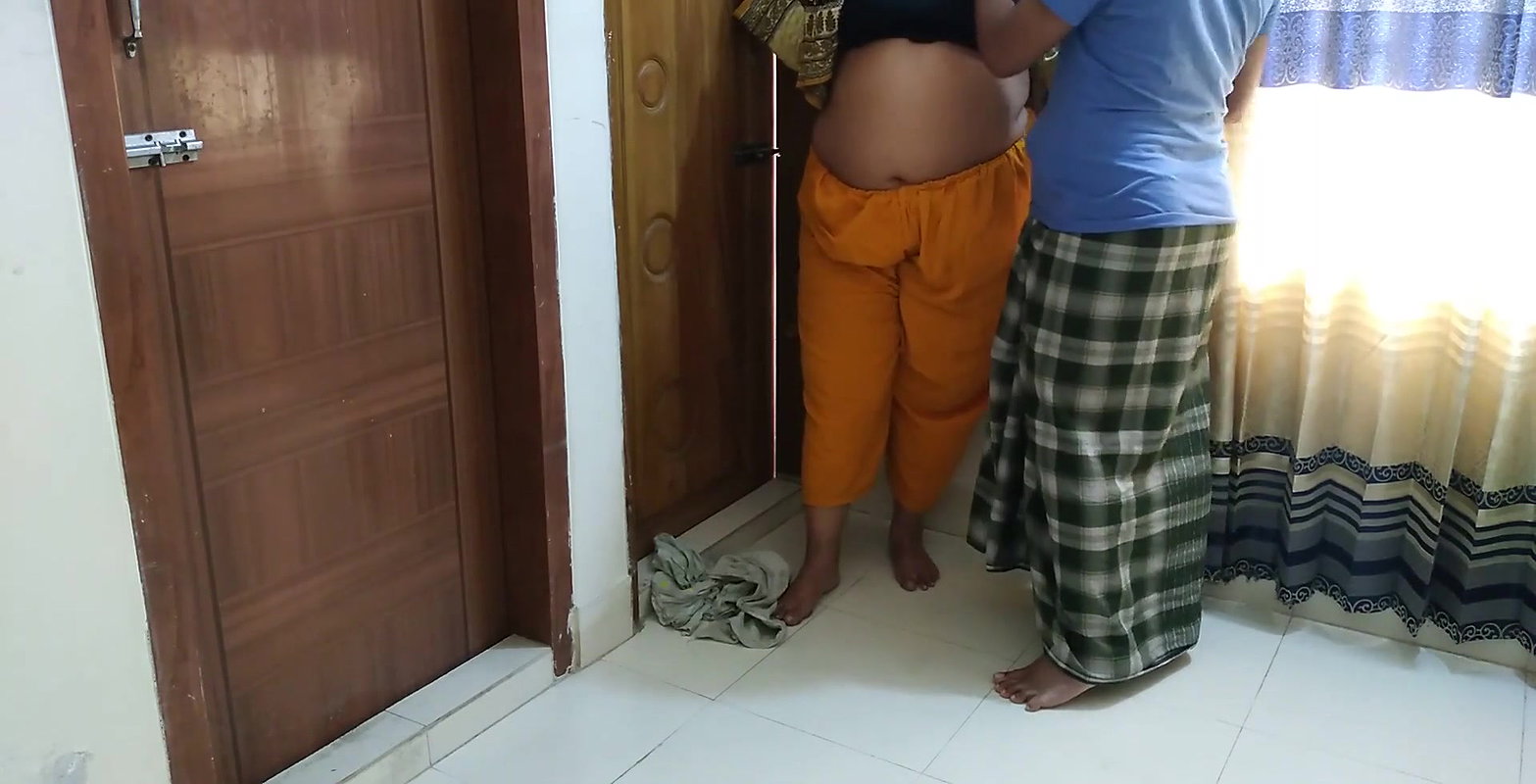 Damaad ne saas ko jamkar choda – Indian Real Sex.