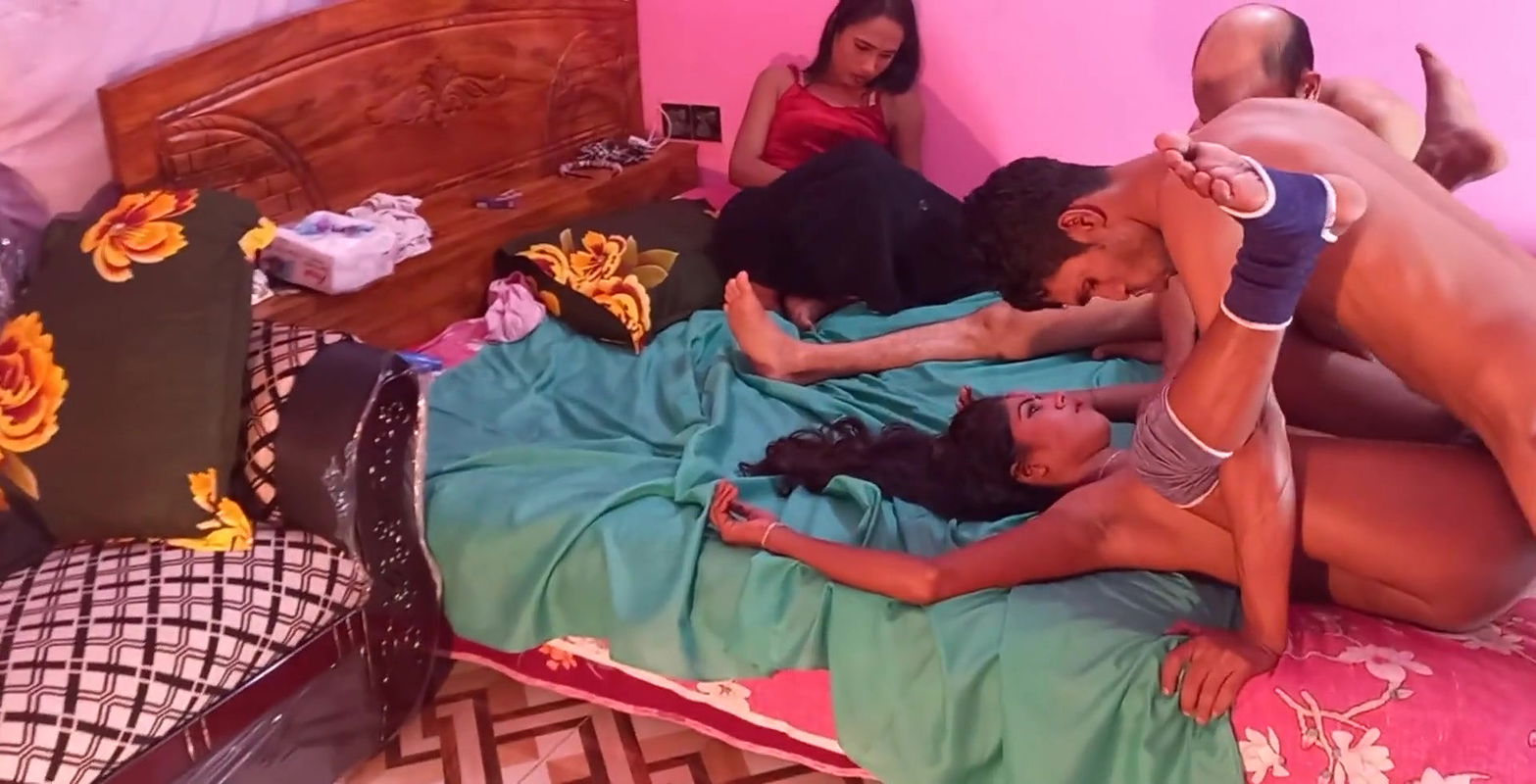 Deshi hot guys DP orgy with hot twins & bengali friends tight pussy fucks At home