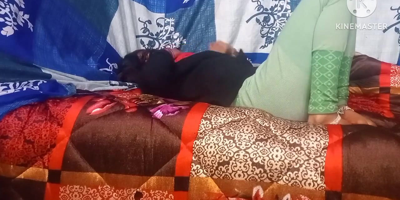 Desi Housewife ki Chudayi Hasbend ne Bhabhi ko Garam ki