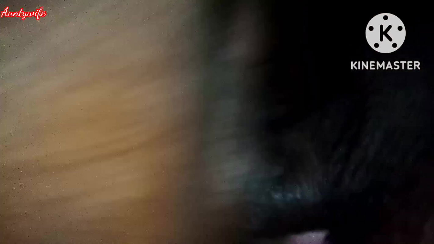 Desi old bhabhi raat ko bulakar chudai karvaya