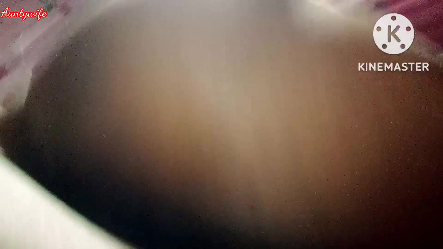 Desi old bhabhi raat ko bulakar chudai karvaya