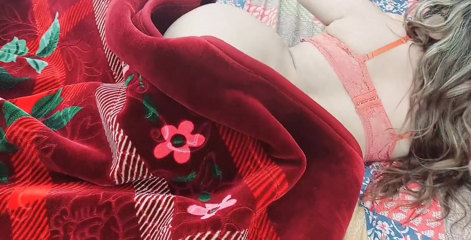 Desi Stepmom Doing Ass Twerk Show Infront Of Her Stepson With Clear Urdu Hindi Audio