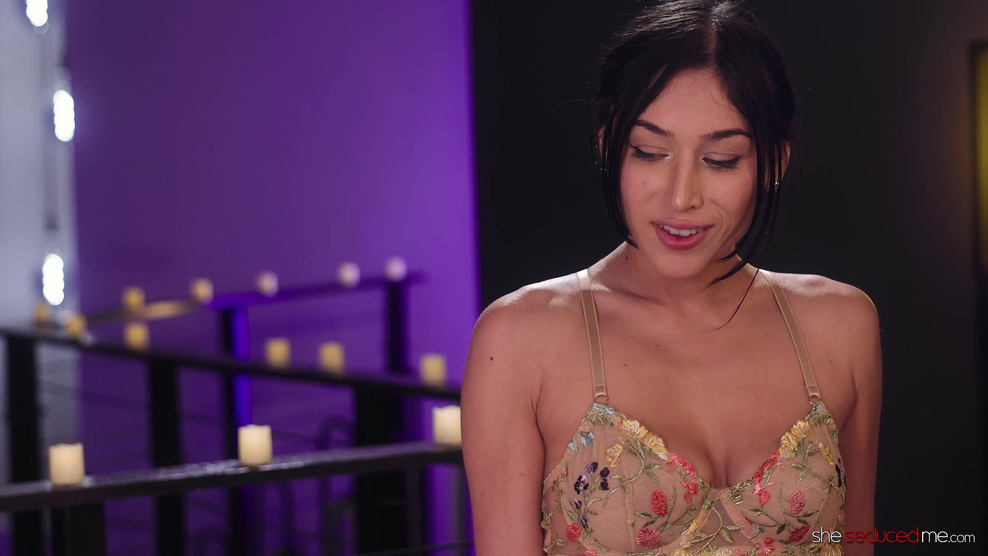 Alexa Chains & Isabella Nice – Seduced By The Massuese