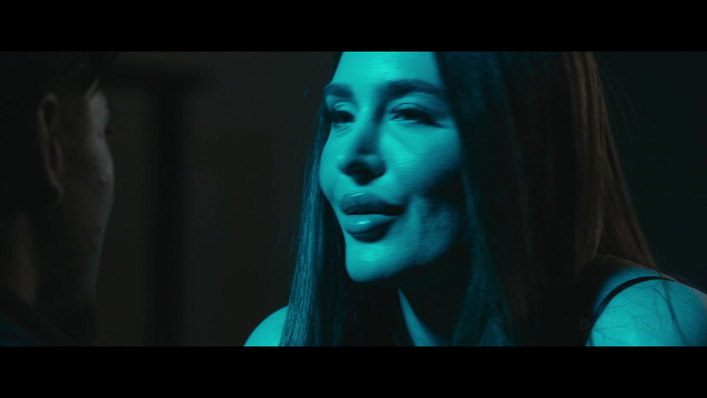 Ember Snow, August Skye, Ava Amira, Ella Reese & Meagan Moore – The Best (Wo)man