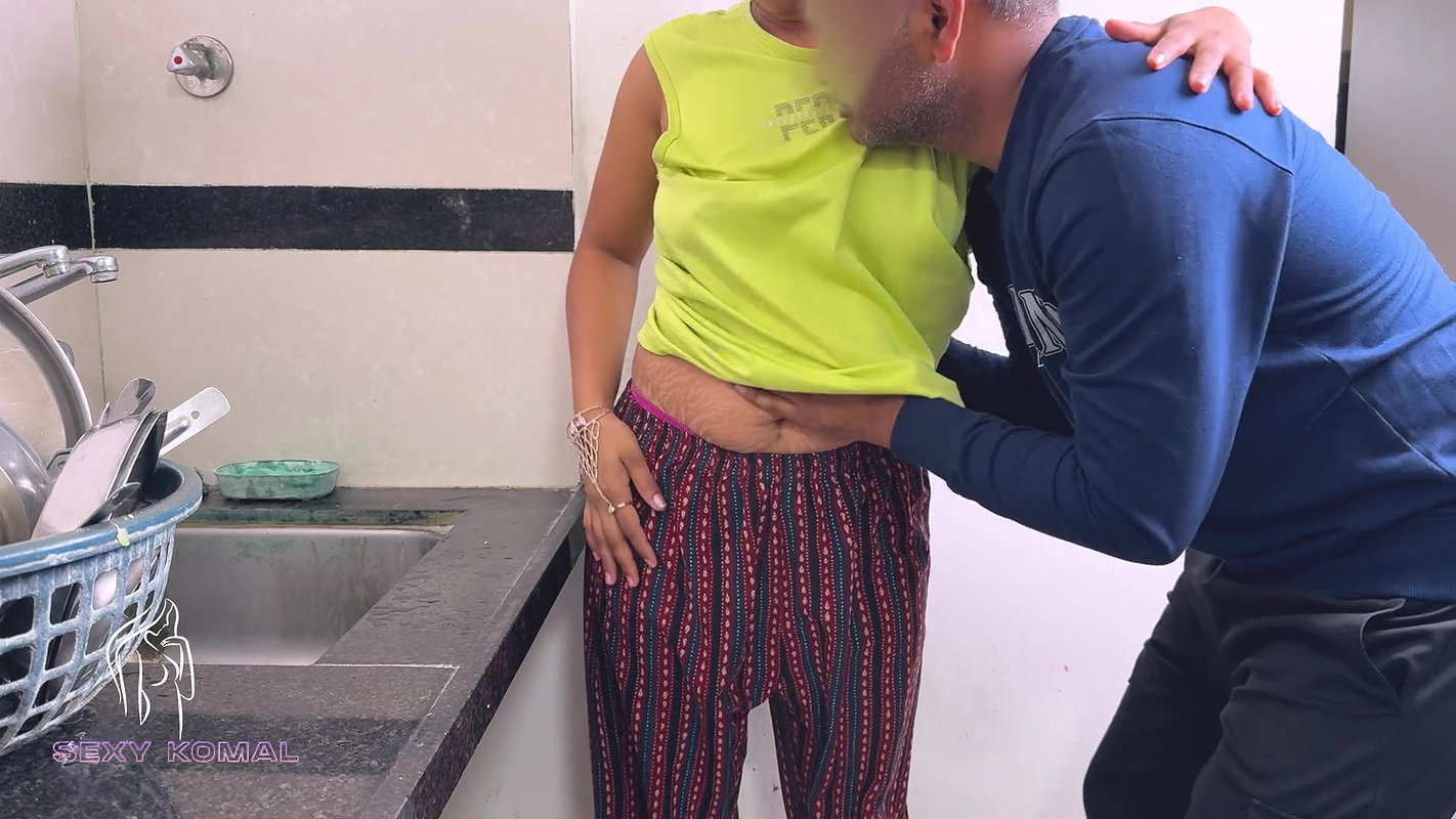 She Was Going to the Bathroom After Washing the Dishes